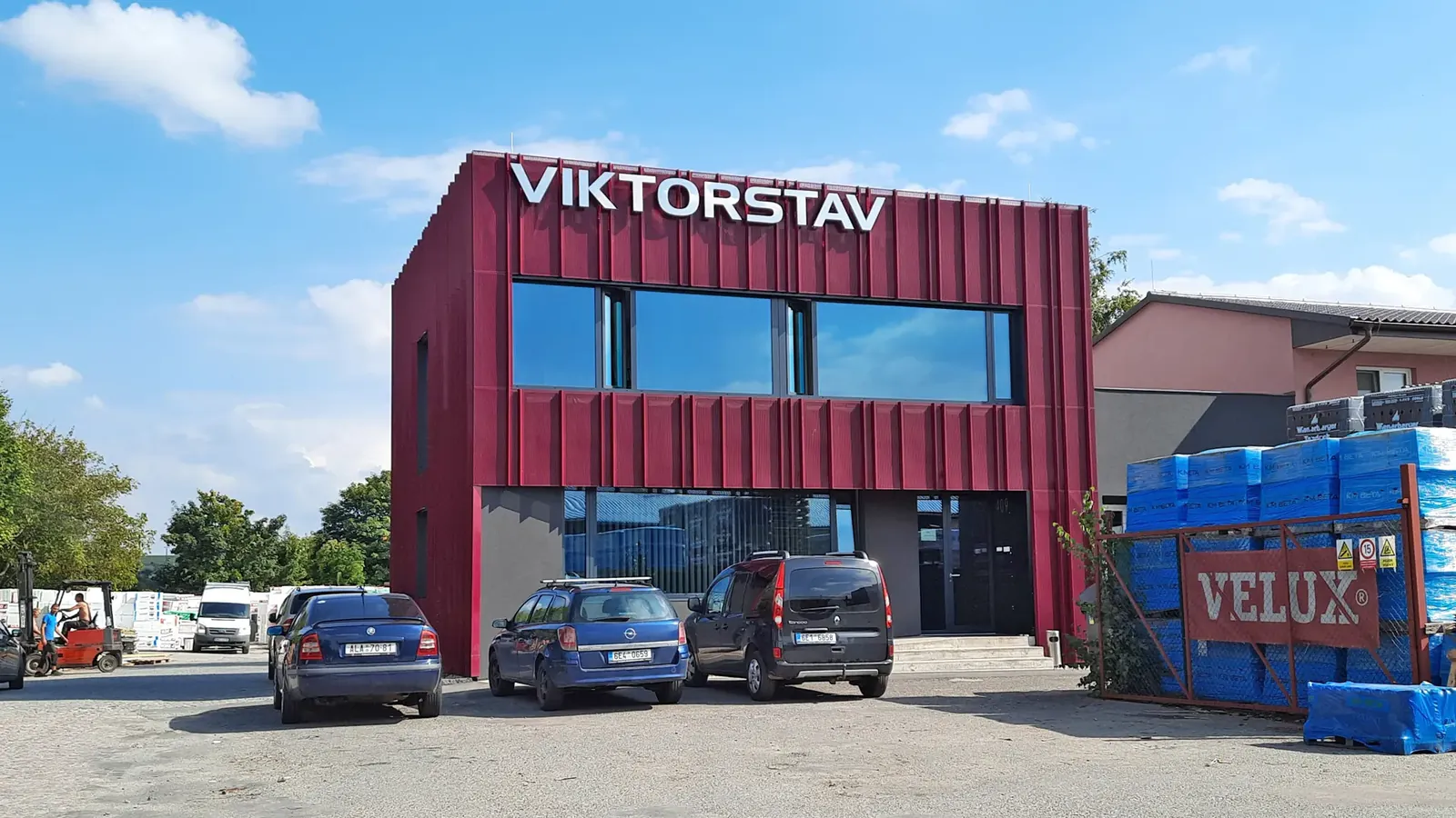 Zázemí společnosti VIKTORSTAV