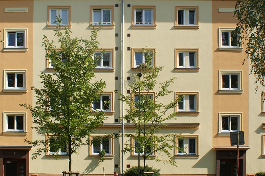 Revitalizace bytového domu Jilemnického 2194–2196, Pardubice — realizace VIKTORSTAV s.r.o.